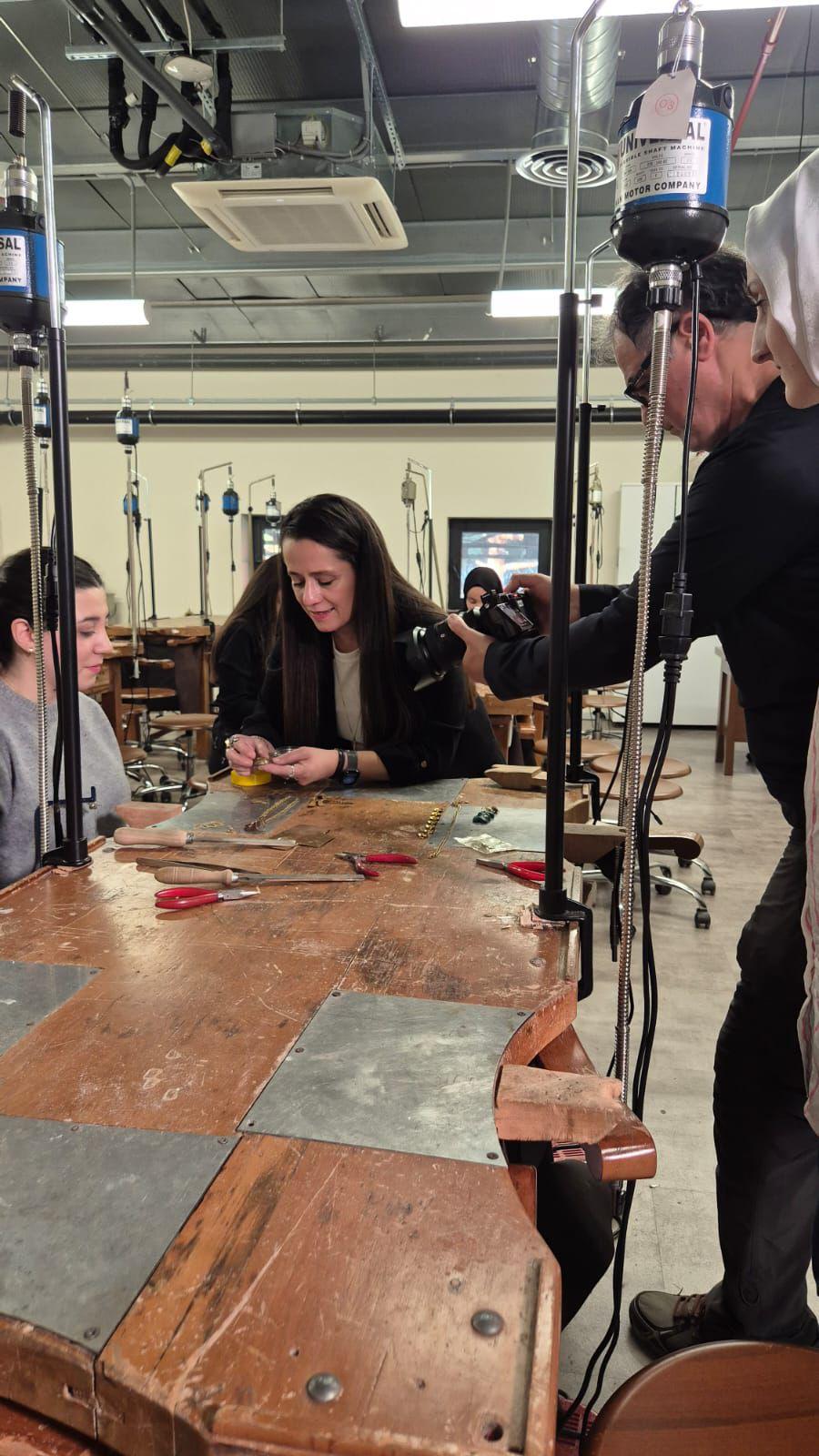 Öğr. Gör. Bilge YILMAZ-TRT Çekim 1.jpeg (195 KB)