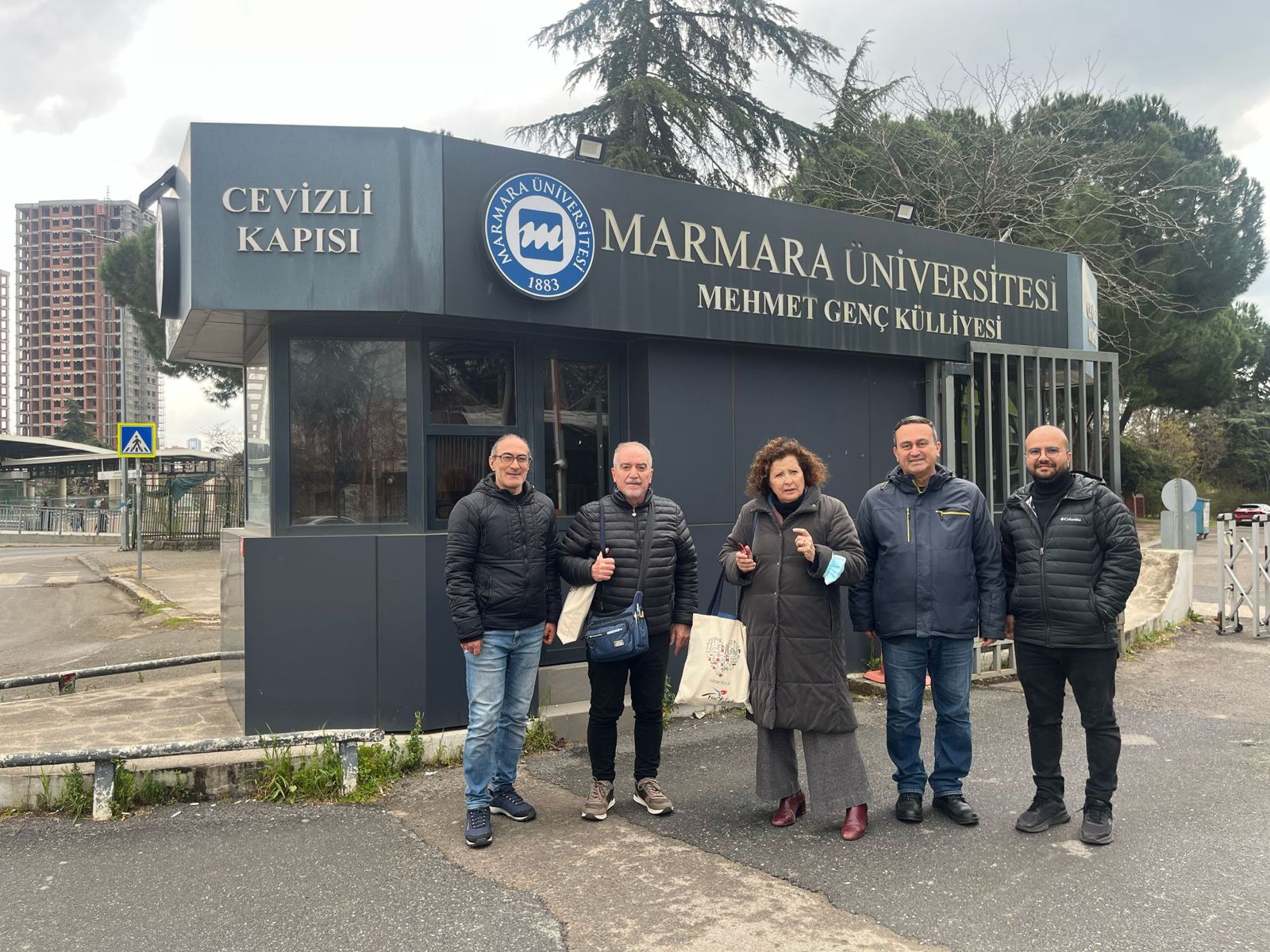 İtalya L'Aquila Üniversitesi Öğretim Üyeleri Ziyaret-1.jpg (373 KB)