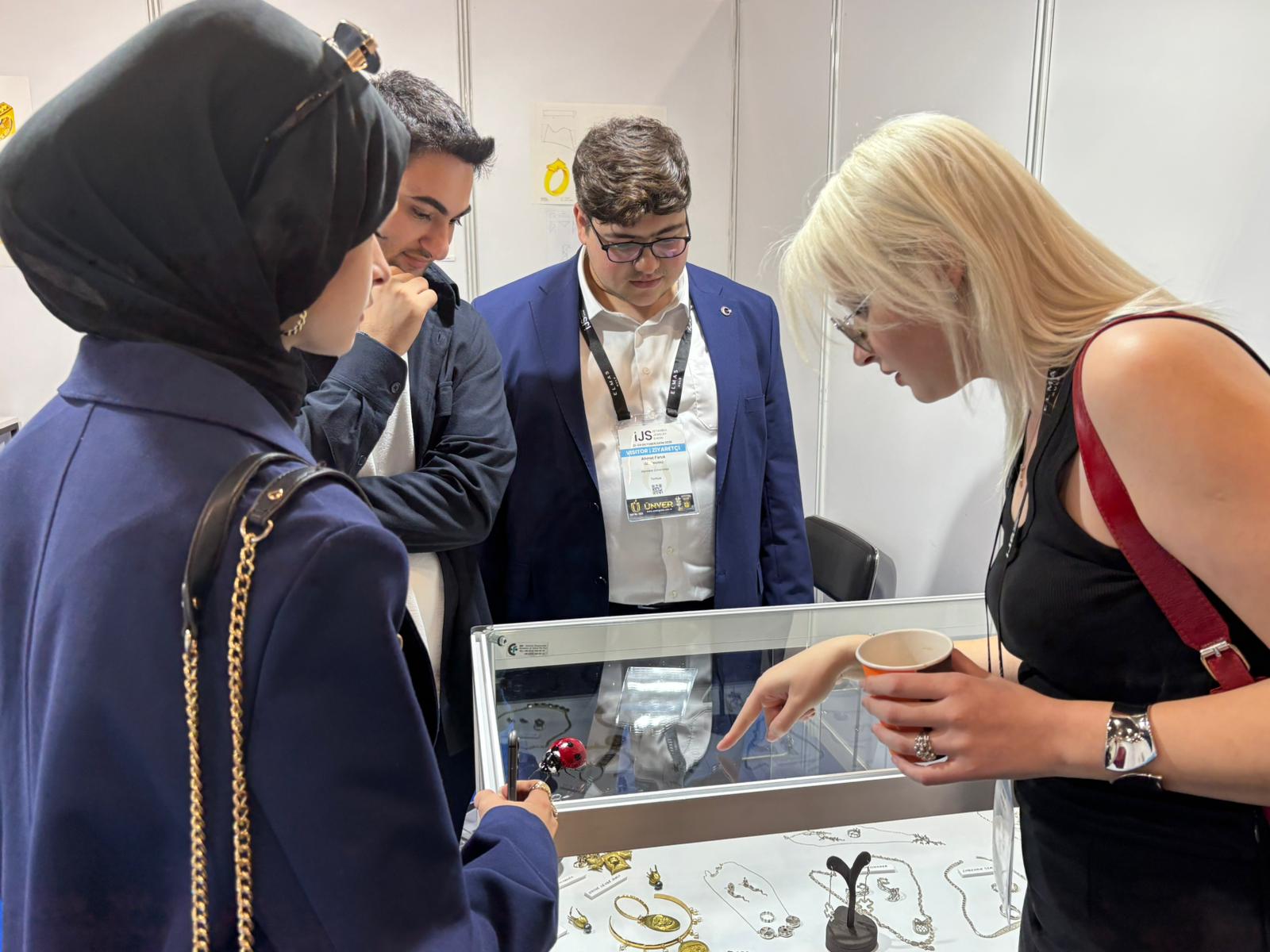 IJS 2025 Ekim Fuarı-11.jpeg (172 KB)